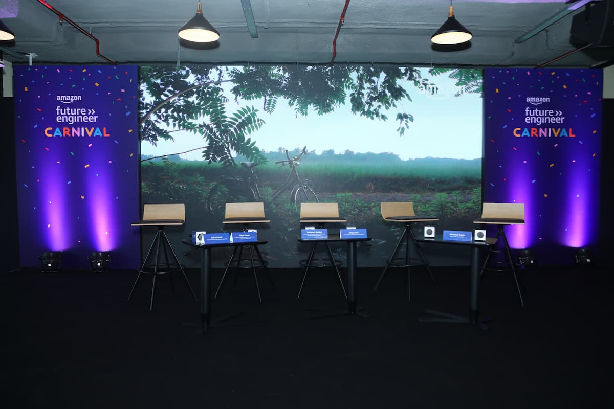 amazon-think-big-science-carnival-4