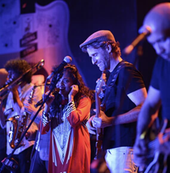 mtv-unplugged-tour-1