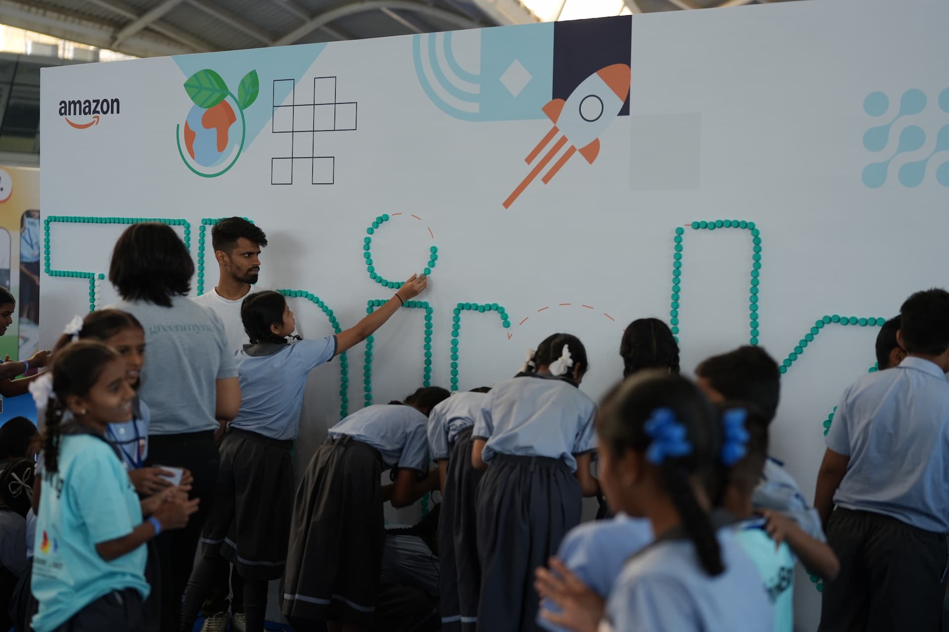 Amazon-Think-Big-Science-Carnival-6